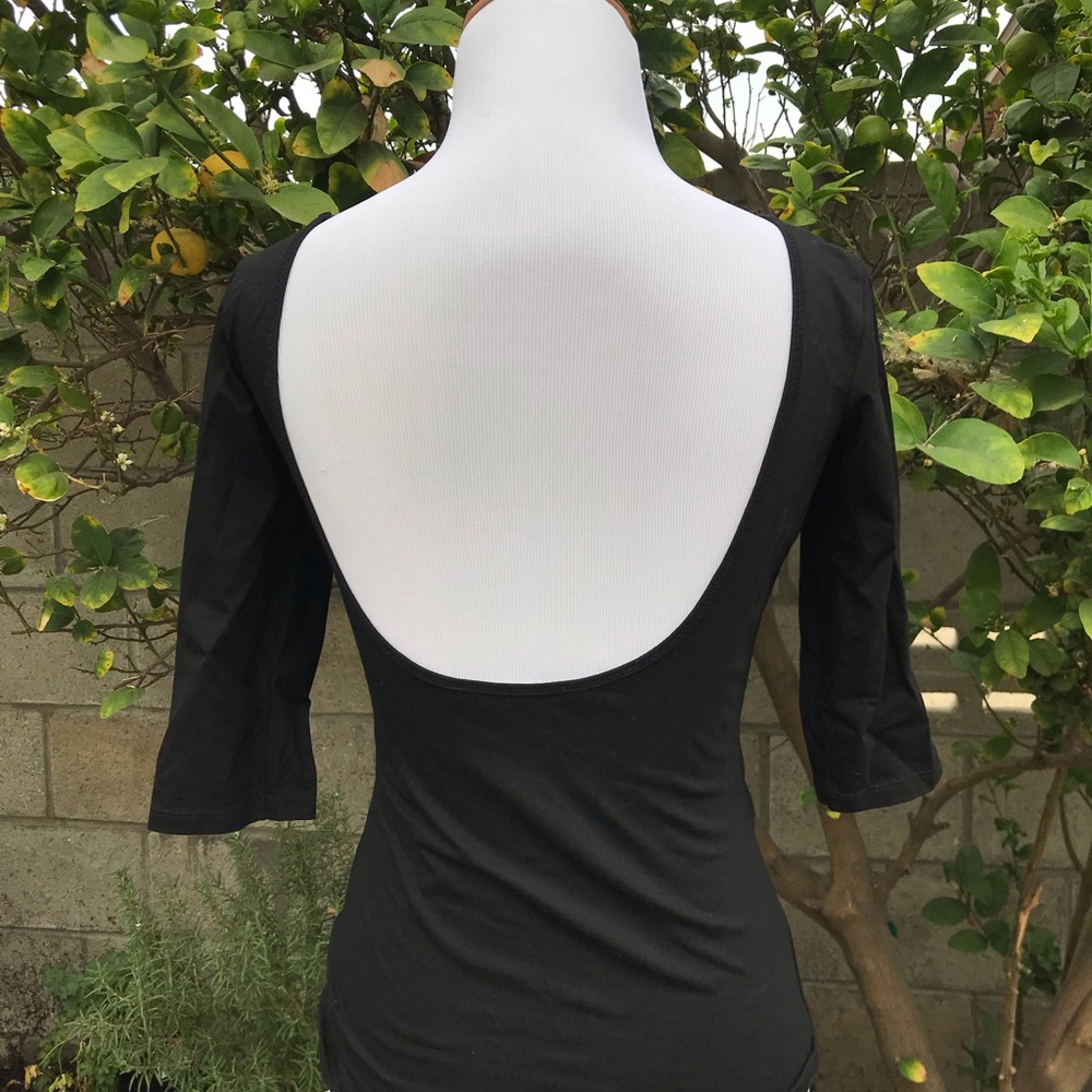 Acne studios nice blouse open on the back. - Picture 6 of 8